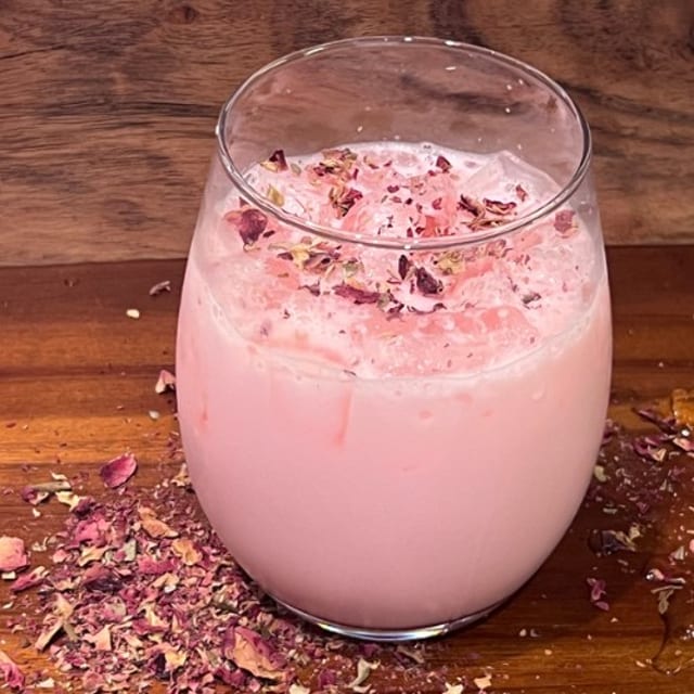 Iced Rose Latte.